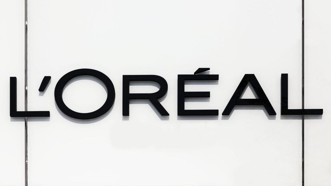 L’Oréal Sales Rise on Hair-Care Demand